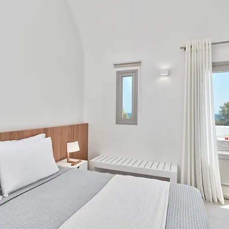 Üdülőközpont Costa Grand & Kamári