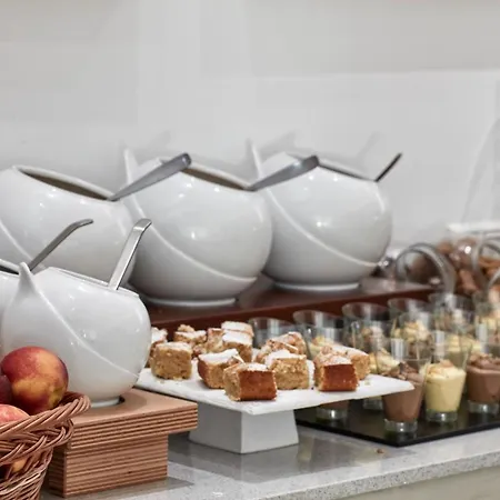 Üdülőközpont Costa Grand & 5*
