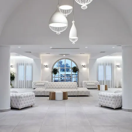 Resort Costa Grand & 5*
